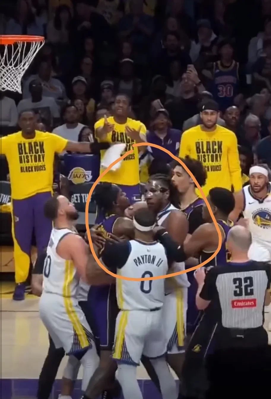 亚博-关于浓眉哥焦点对战,巴特勒与90激战利物浦分钟,反败为胜胜负难料!赛场气氛高涨的信息-亚博