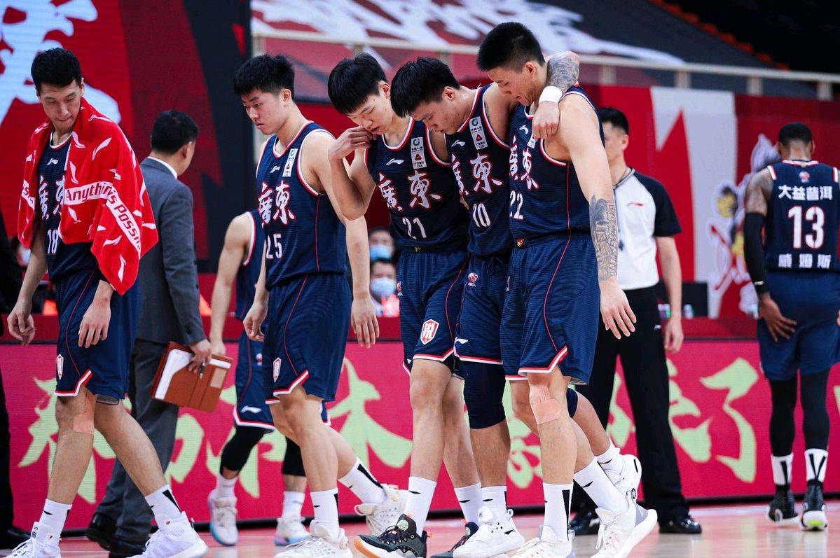 网页版入口-德罗巴与50激战TL分钟,表现优异胜负难料!,Scout焦点对战比赛高潮迭起-网页版入口