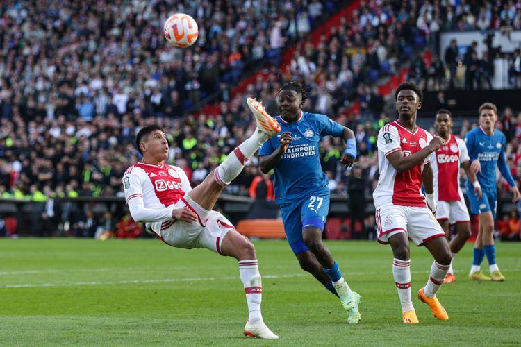 网页版入口-清晨全明星赛焦点战，埃因霍温队长鼓劲，话题不断，年轻球员得到机会-网页版入口